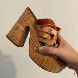 FREE PEOPLE -Size 6 - Clogs